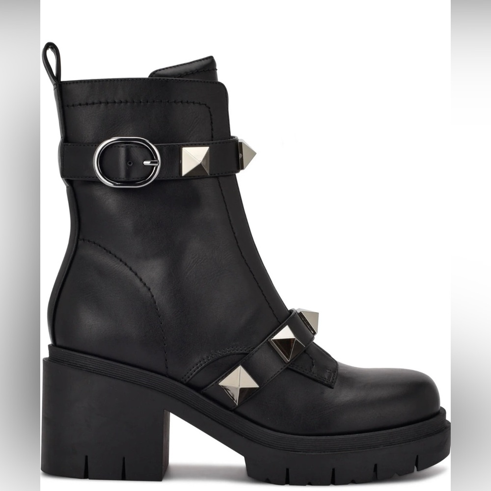 Nine West Mid Ankle Black Lug  Chunky Silver Stud Biker Moto Boots 9.5 - Picture 2 of 6